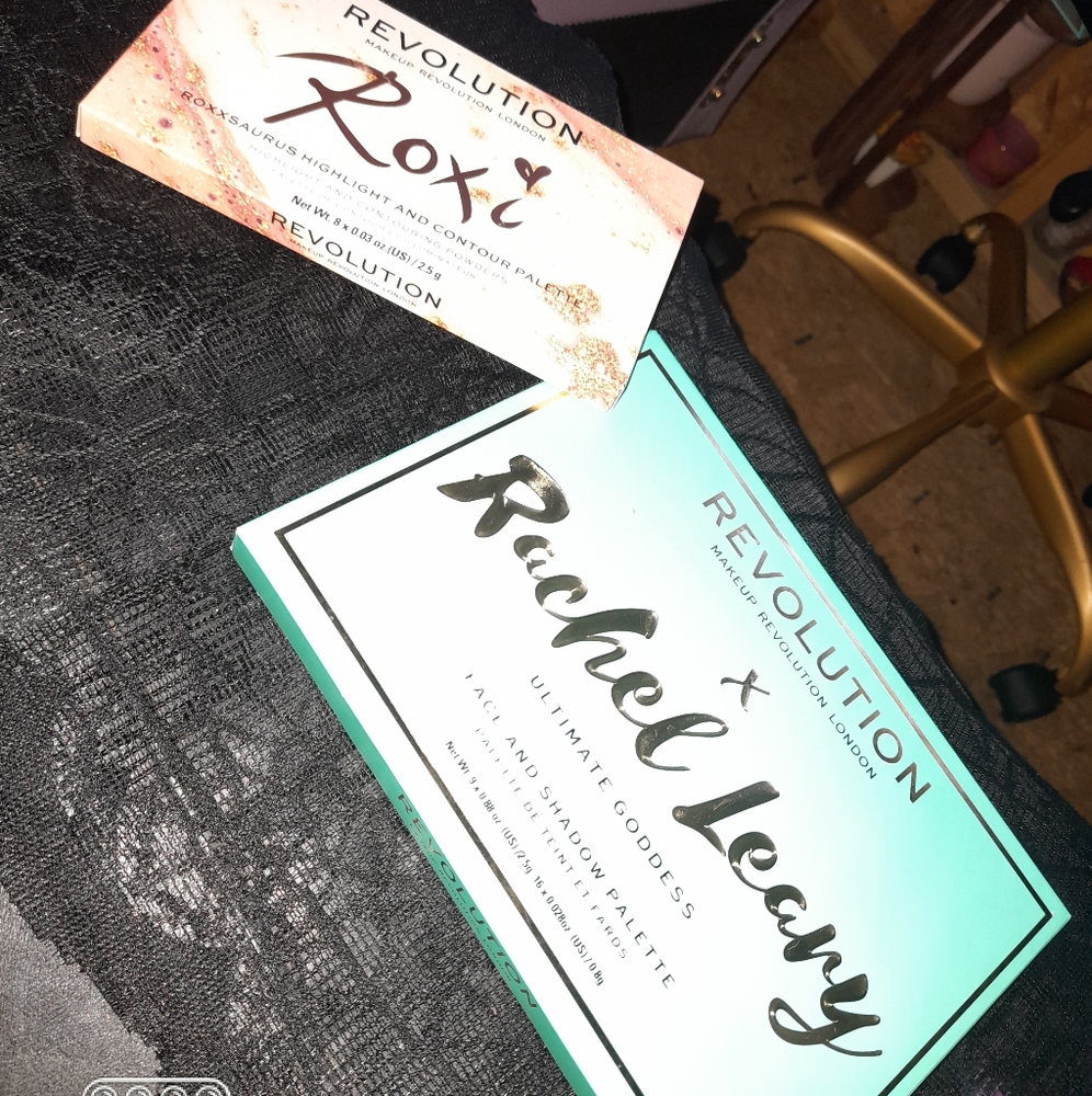 ‼‼JUST IN‼‼ New in box-revolution Roxi & ultimate - Picture 2 of 16